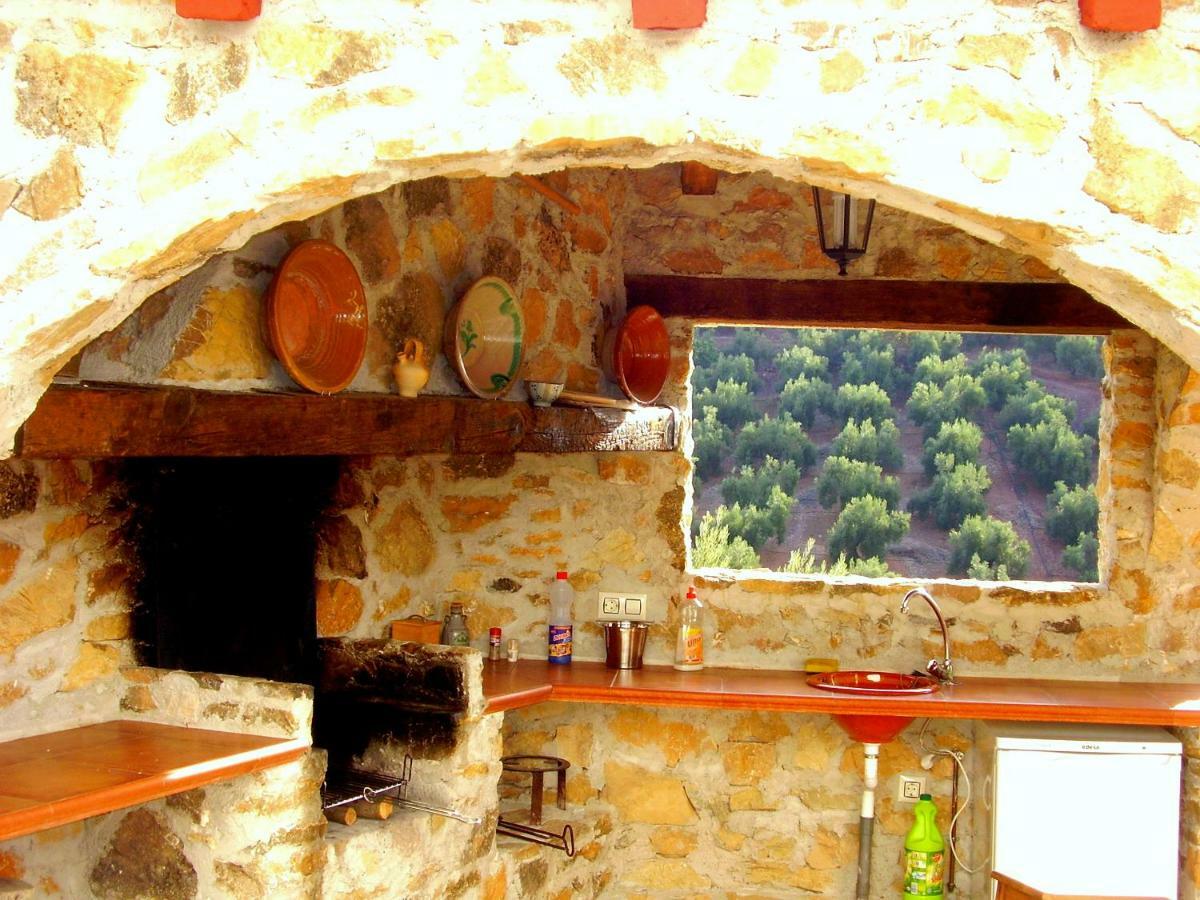 Alojamiento Rural El Agueelo Huelma 外观 照片